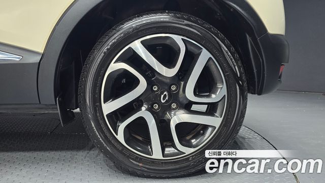 Renault Korea QM3 RE 2015 — фото 27