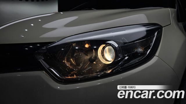 Renault Korea QM3 RE 2015 — фото 28