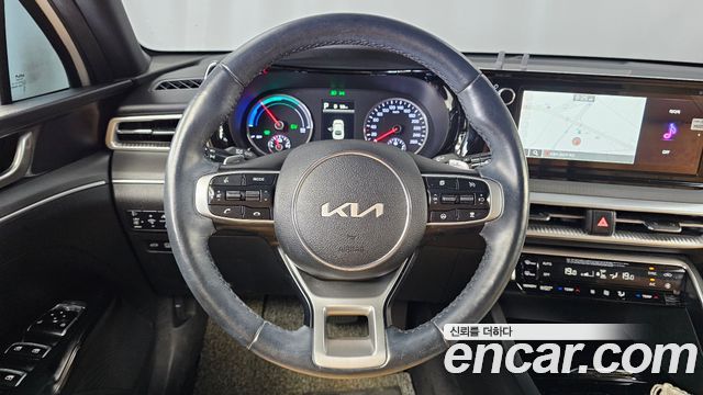 Kia K5 Hybrid (III) Prestige 2022 — фото 13