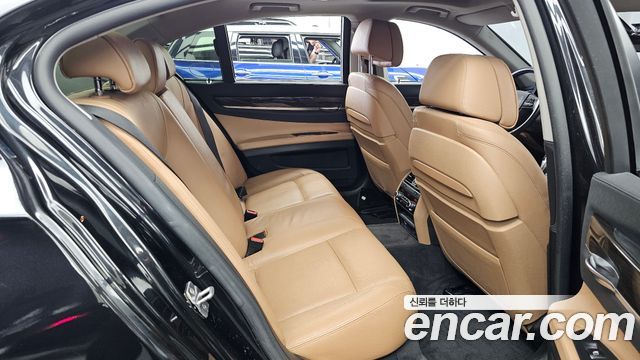 BMW 7 Series (F01) 740d xDrive 2013 — фото 12