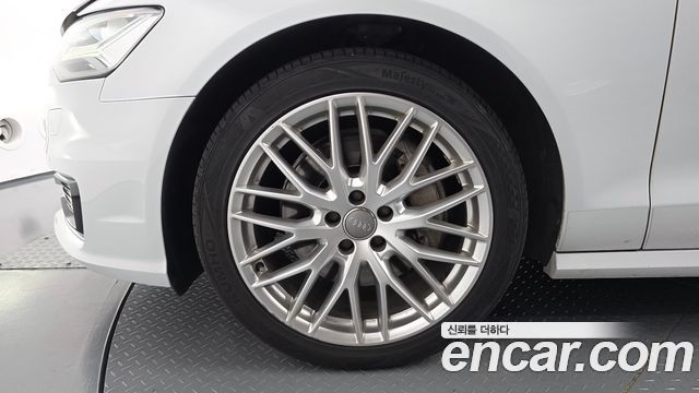 Audi A6 40 TDI Quattro Premium C7 2016 — фото 5