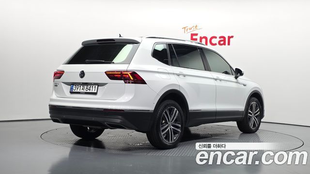 Volkswagen Tiguan Allspace 2.0 TDI Prestige 2018 — фото 2