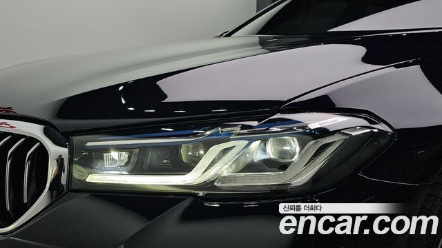BMW 5 Series (G30) 530e M Sport 2023 — фото 22