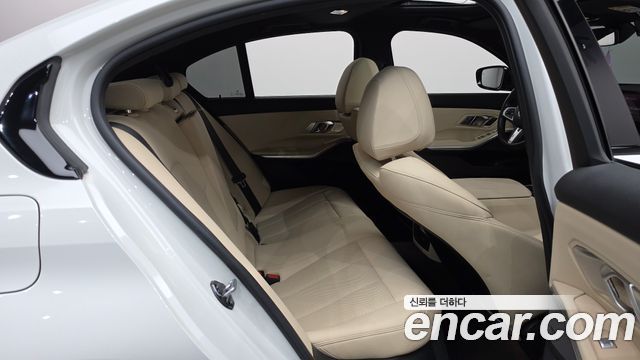 BMW 3 Series (G20) 320i M Sport 2024 — фото 11