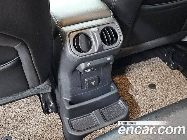 Jeep Wrangler (JL) 2.0 Overland Power Top 4Door 4xe 2021 — фото 17