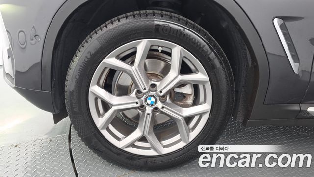 BMW X4 (G02) xDrive20i xLine 2022 — фото 5