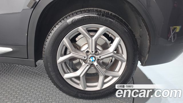 BMW X4 (G02) xDrive20i xLine 2022 — фото 21
