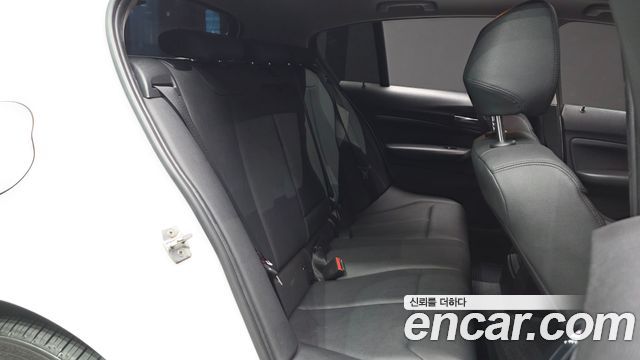 BMW 1 Series (F20) 118d Urban Pack1 5Dr 2014 — фото 12