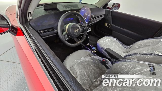 MINI Cooper Electric (IV) SE Classic 2026 — фото 7