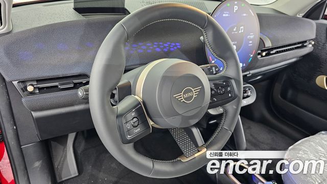 MINI Cooper Electric (IV) SE Classic 2026 — фото 13