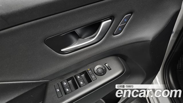 Hyundai Kona Electric (SX2) Long Range Inspiration 2023 — фото 17