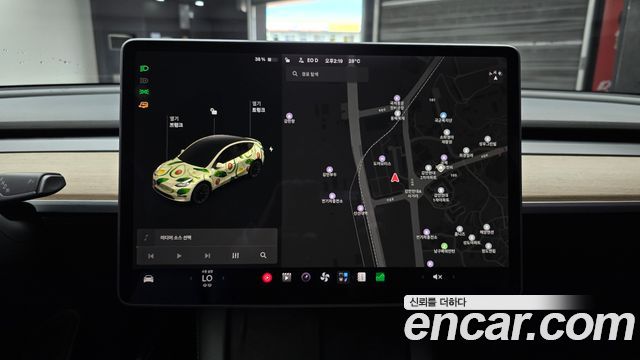 Tesla Model Y Long Range AWD 2021 — фото 14