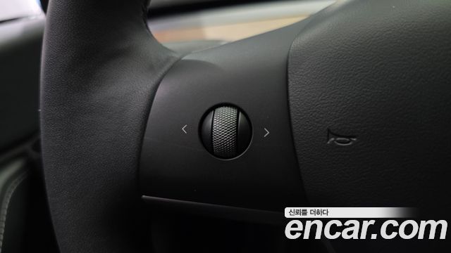 Tesla Model Y Long Range AWD 2021 — фото 27