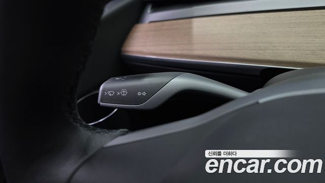 Tesla Model Y Long Range AWD 2021 — фото 29