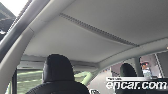 Tesla Model Y Long Range AWD 2021 — фото 32