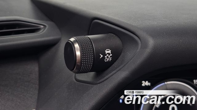 Lexus UX250h 2.0 2WD 2019 — фото 17