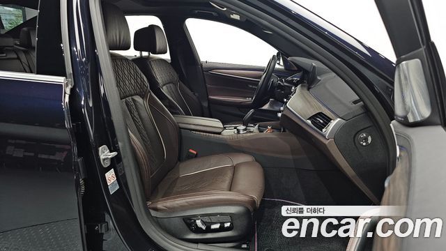 BMW 5 Series (G30) 530i M Sport Package Plus 2019 — фото 10