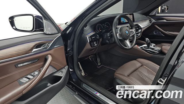 BMW 5 Series (G30) 530i M Sport Package Plus 2019 — фото 11