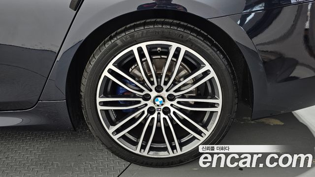 BMW 5 Series (G30) 530i M Sport Package Plus 2019 — фото 21