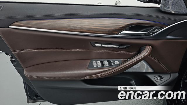 BMW 5 Series (G30) 530i M Sport Package Plus 2019 — фото 24