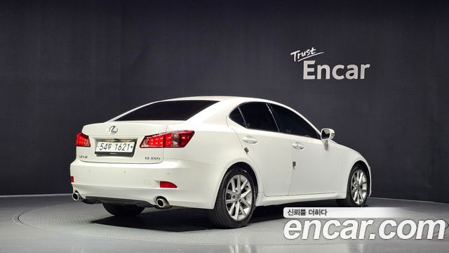 Lexus IS250 Premium XE20 2011 — фото 2