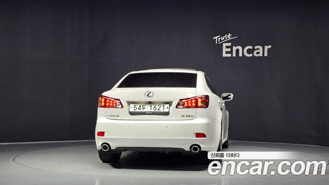 Lexus IS250 Premium XE20 2011 — фото 4