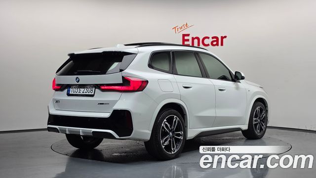 BMW X1 (U11) xDrive 20i M Sport 2024 — фото 2