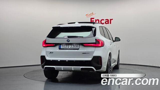 BMW X1 (U11) xDrive 20i M Sport 2024 — фото 4