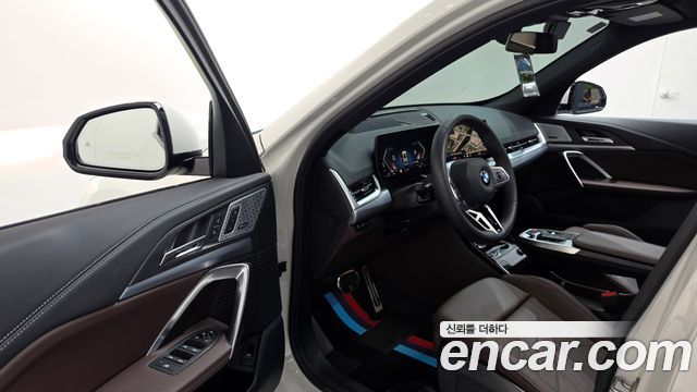 BMW X1 (U11) xDrive 20i M Sport 2024 — фото 10