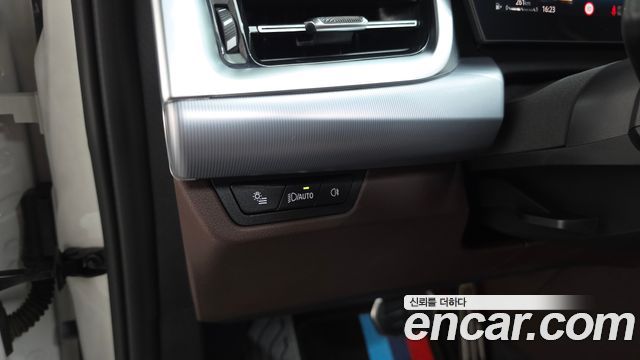 BMW X1 (U11) xDrive 20i M Sport 2024 — фото 27
