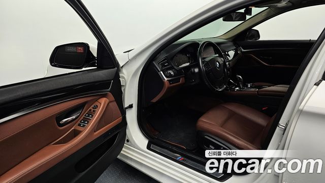 BMW 5 Series (F10) 520d M Aero Dynamic 2016 — фото 10