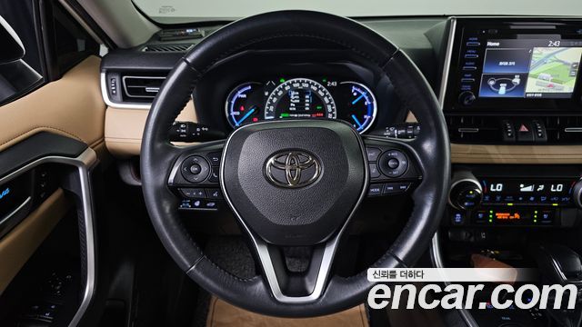 Toyota RAV4 (V) 2.5 4WD Hybrid 2019 — фото 16