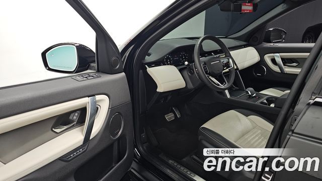 Land Rover Discovery Sport (II) P250 Dynamic SE 2024 — фото 15