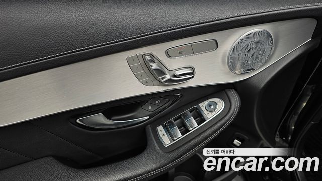 Mercedes-Benz GLC-Class (X253) GLC300 4MATIC AMG Line 2019 — фото 44