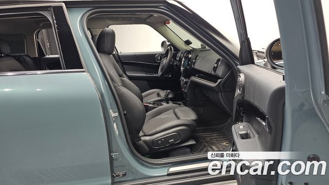 MINI Cooper Countryman Classic 2nd 2024 — фото 26