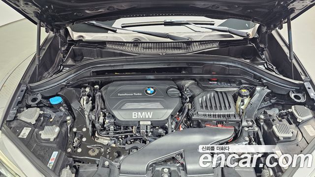 BMW X1 (F48) xDrive 20d M Sport package 2017 — фото 6