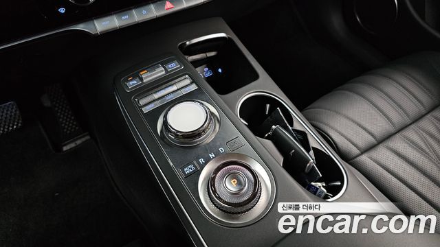 Genesis GV70 3.5T Gasoline AWD 2024 — фото 9