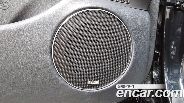 Genesis GV70 3.5T Gasoline AWD 2024 — фото 30