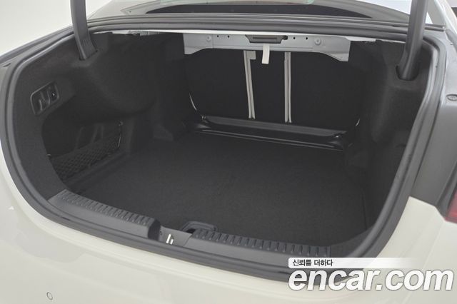Mercedes-Benz E-Class (W214) E450 4MATIC Exclusive 2025 — фото 15