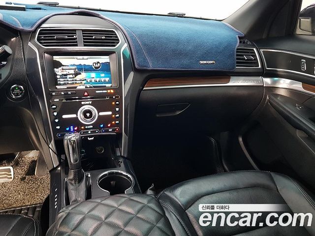 Ford Explorer 3.5 Limited 4WD 5th 2016 — фото 10