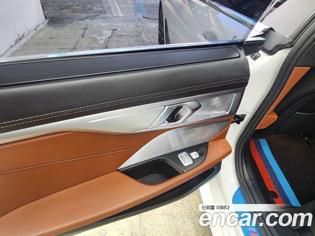 BMW 8 Series (G15) M850i xDrive Gran Coupe 2024 — фото 9