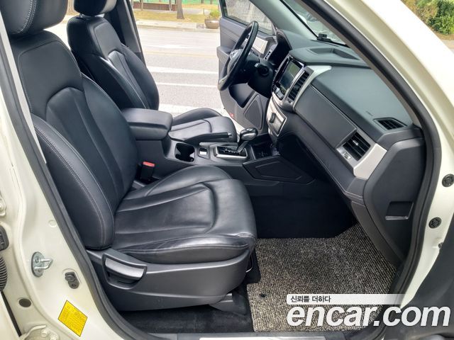 KG Mobility (SsangYong) Rexton Sports Diesel 2.2 2WD Prestige 2019 — фото 19
