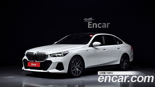 BMW 5 Series (G60) 523d M Sport 2025 — фото 1