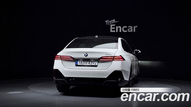 BMW 5 Series (G60) 523d M Sport 2025 — фото 4