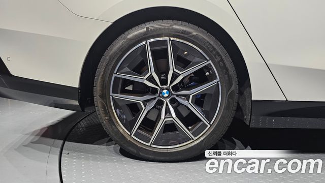BMW 5 Series (G60) 523d M Sport 2025 — фото 5