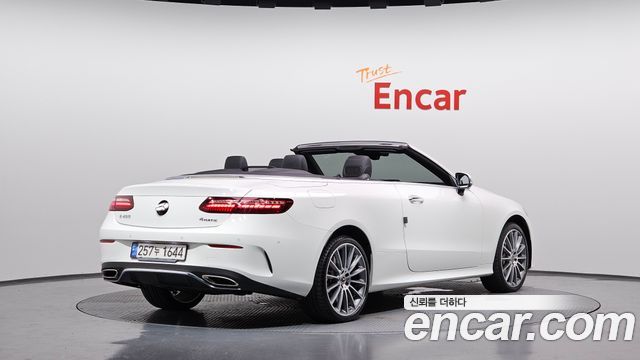Mercedes-Benz E-Class (W213) E450 4MATIC Cabriolet 2021 — фото 2