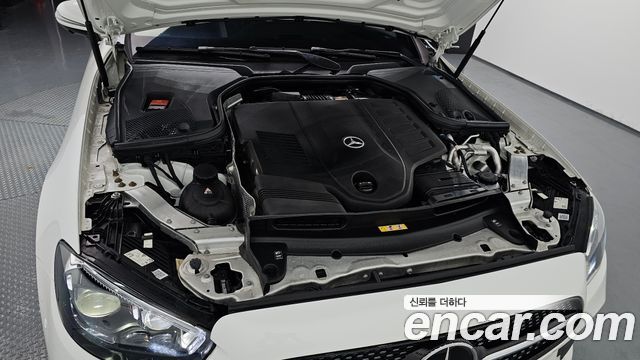 Mercedes-Benz E-Class (W213) E450 4MATIC Cabriolet 2021 — фото 6