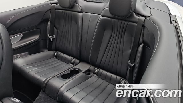 Mercedes-Benz E-Class (W213) E450 4MATIC Cabriolet 2021 — фото 11