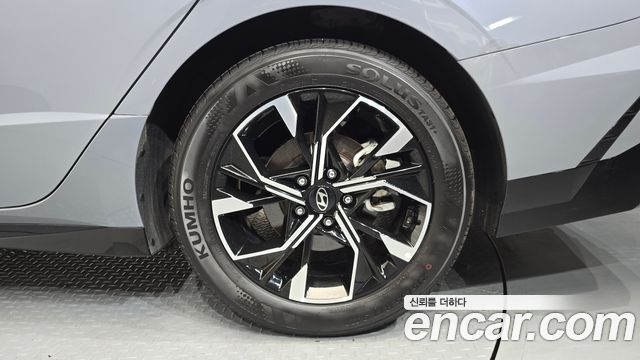 Hyundai Sonata The Edge (DN8) 2.0 Exclusive 2024 — фото 21