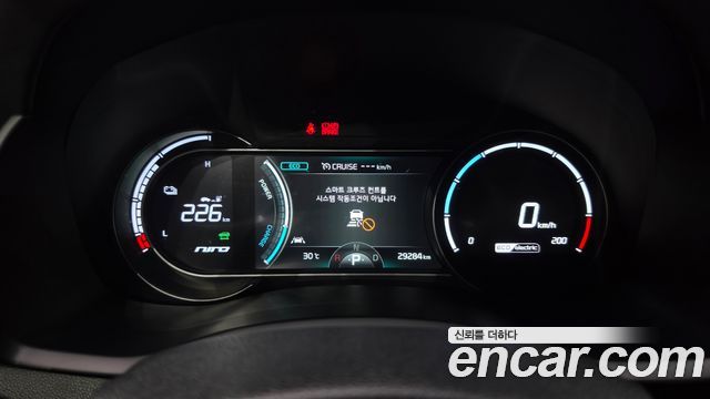 Kia Niro EV Prestige 2021 — фото 8